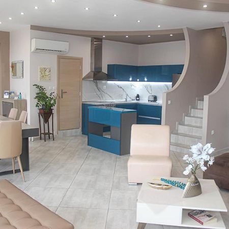 Apartamento Endless Blue PalaiónTsiflíkion Exterior foto