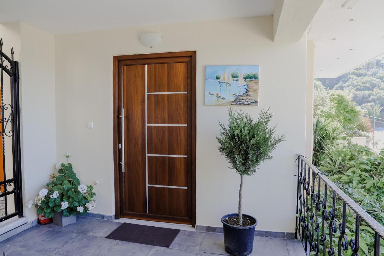 Apartamento Endless Blue PalaiónTsiflíkion Exterior foto