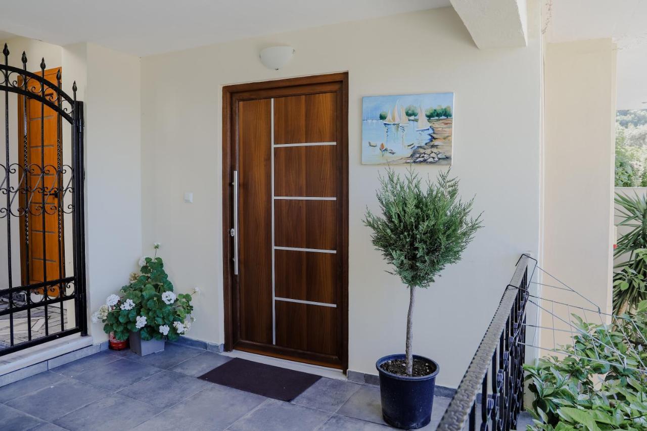 Apartamento Endless Blue PalaiónTsiflíkion Exterior foto
